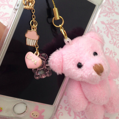 Pink/gold teddy strap charm (cupcake/love)